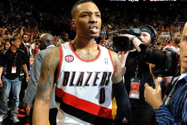 威尔斯50分辽宁大胜新疆 首钢1分险胜同曦